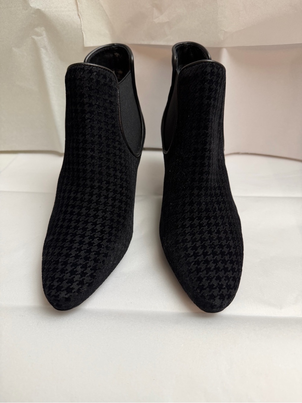 Aquatalia Black Houndstooth Chelsea Chukka Boots